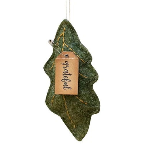 Set of 3 Felt Fall Ornaments - leaves and acorn - Image 3