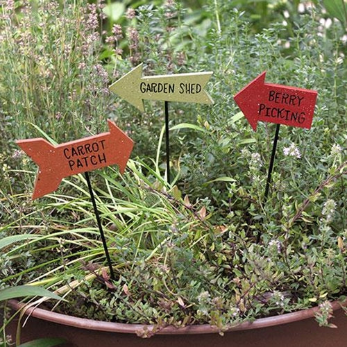 Set of 3 Garden Arrow Plant Picks - Image 2