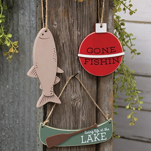 ๐ Set of 3 Lake Fishing Wooden Ornaments - Image 5