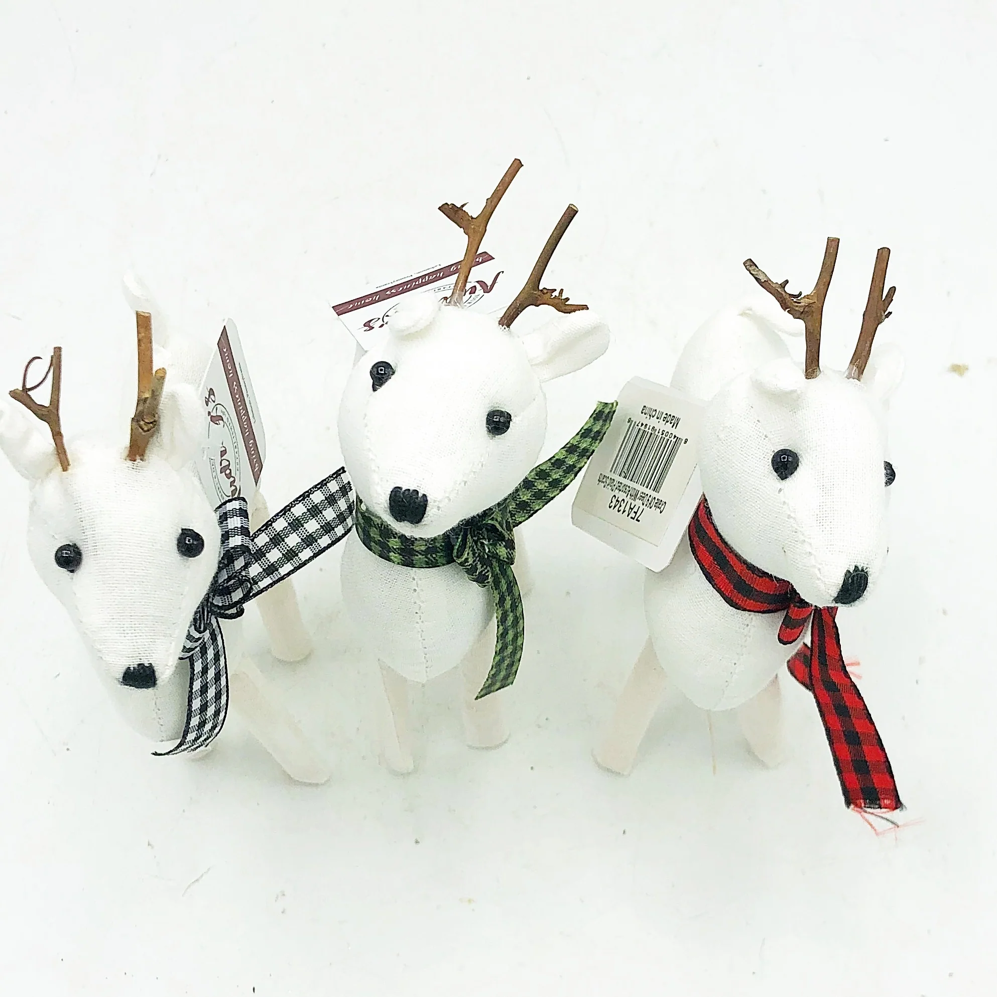 ๐ Set of 3 Little Deer With Christmas Plaid Scarfs - Image 5