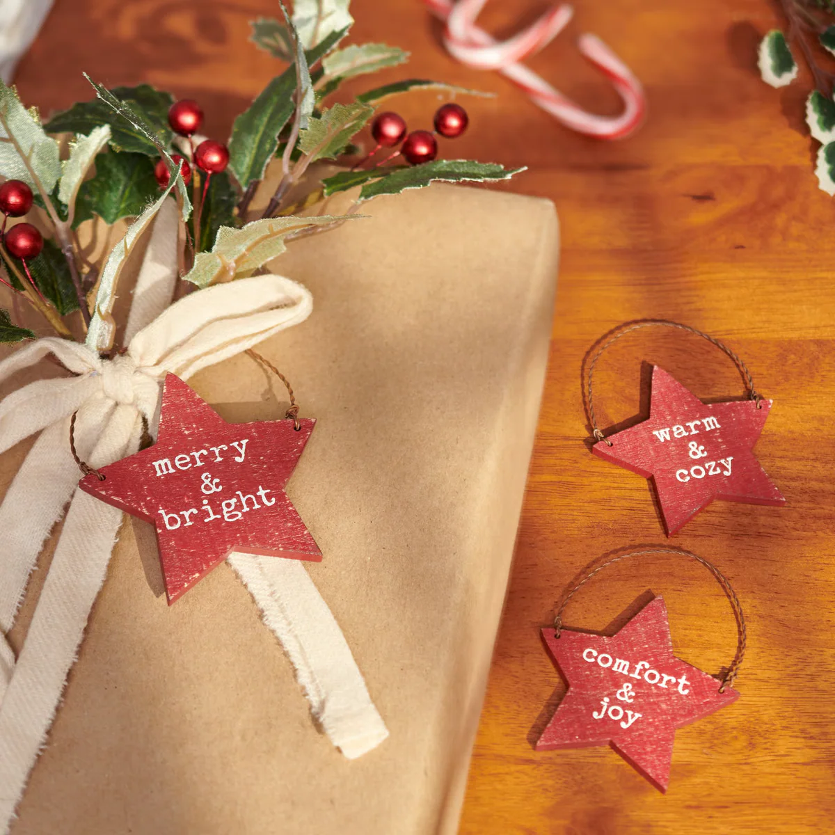 DAY 2 ✨ 25 Days of Ornaments ✨ Set of 3 Merry Red Star Ornaments - Image 2