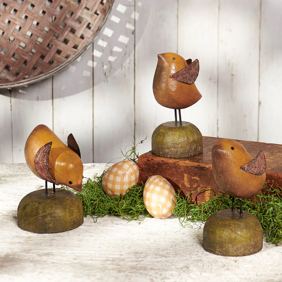 💙 Set of 3 Rustic Chick Figures - Image 2