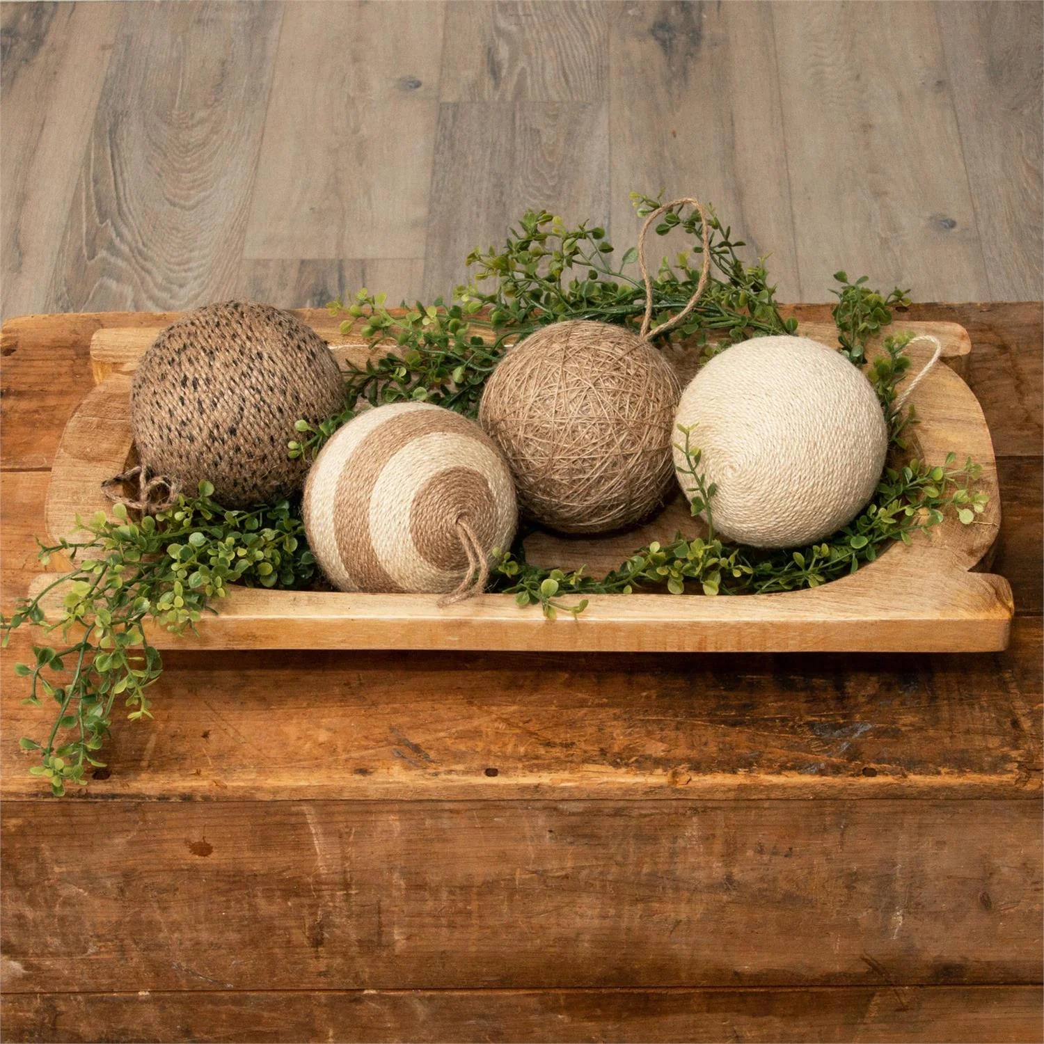 Set of 4 Natural Jute Ball Ornaments - Image 2
