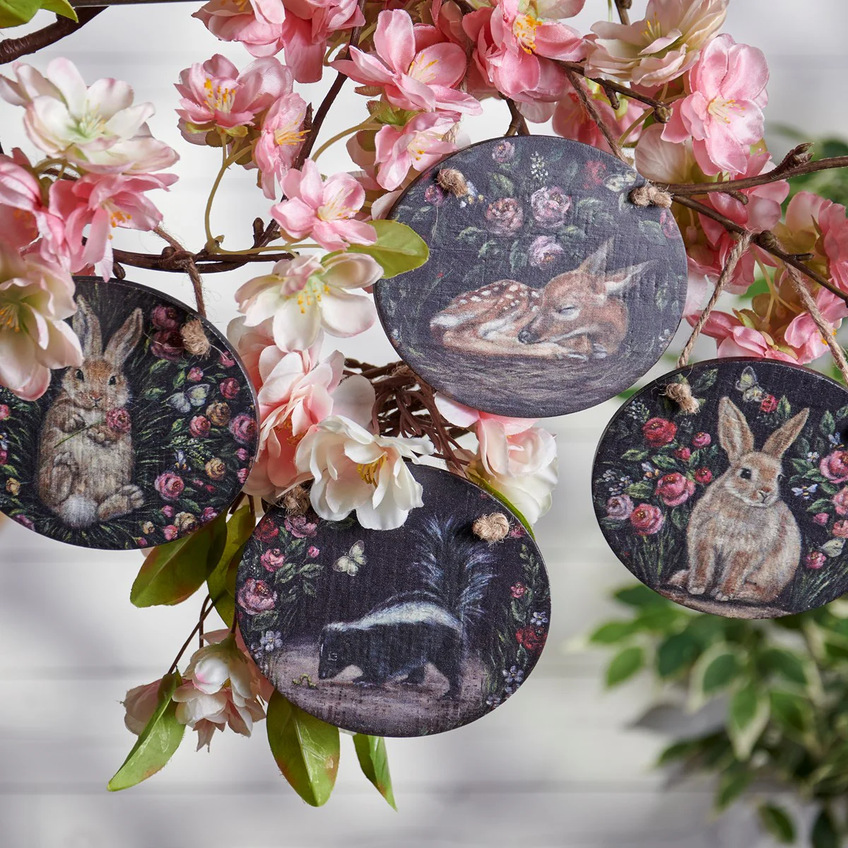 ๐ Set of 4 Woodland Spring Animals Ornament Set - Image 2