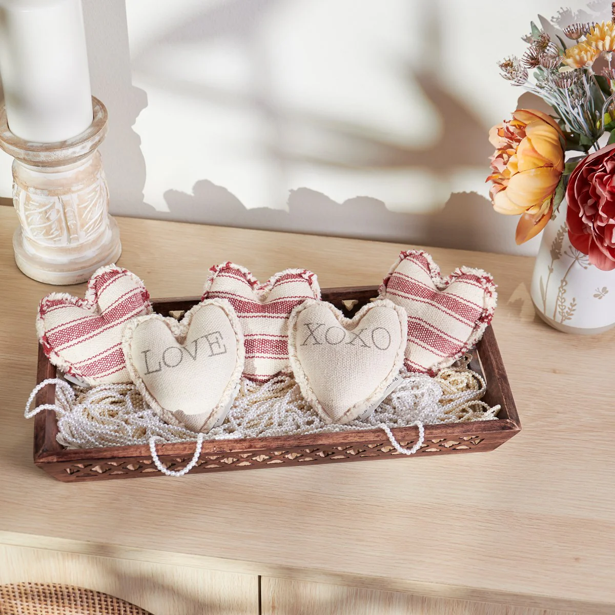 💙 Set of 5 Love and Stripes Fabric Decorative Hearts - Image 2