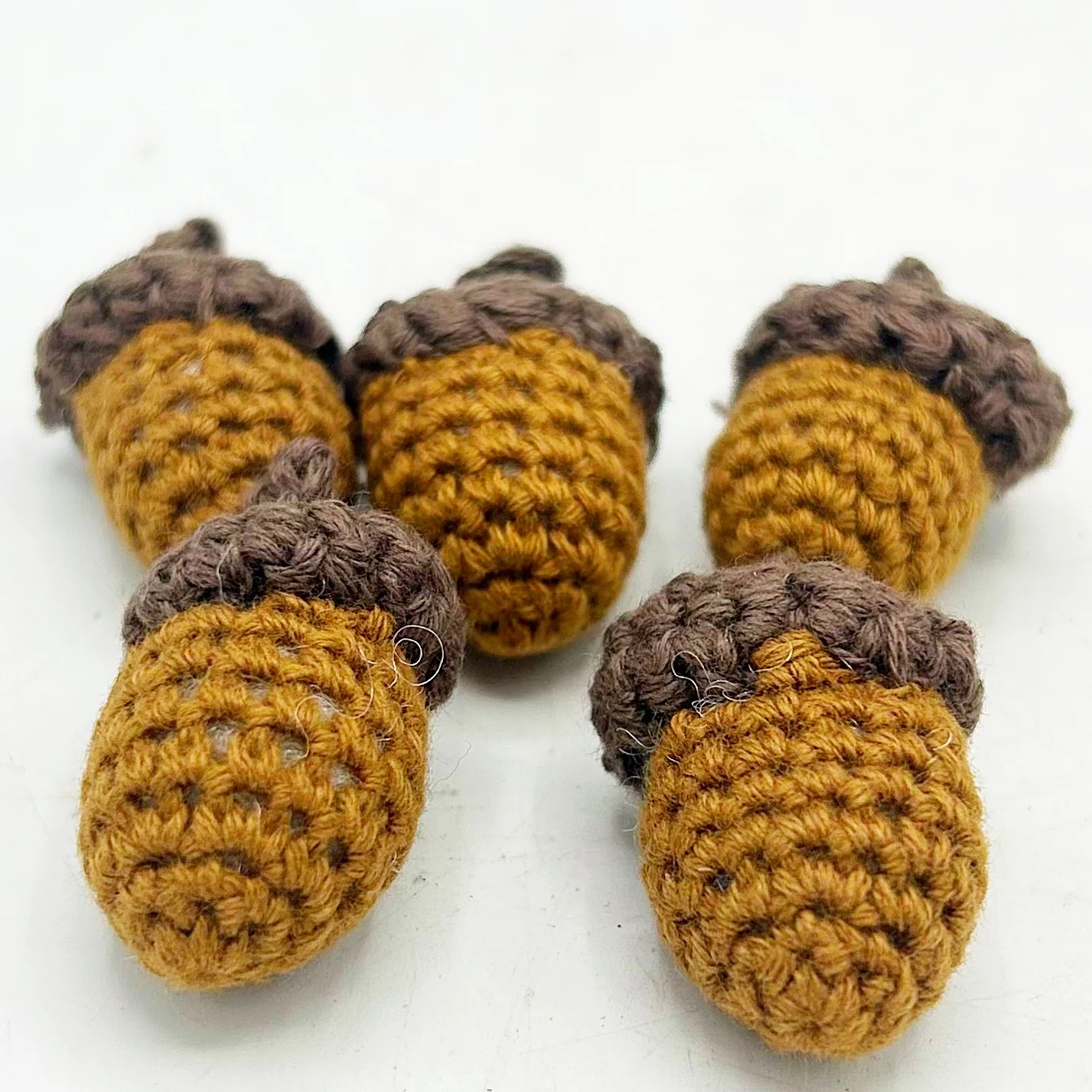 ๐ Set of 5 Mini Crochet Acorns 1" - Image 2