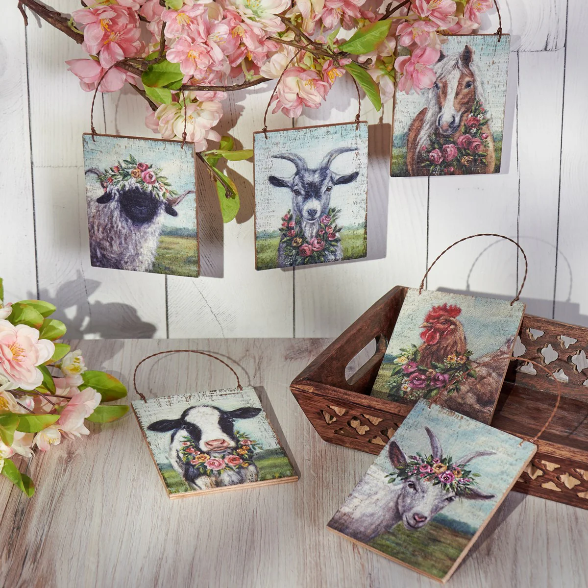 Set of 6 Farmhouse Animals With Floral Wreaths Ornament Set - Image 2