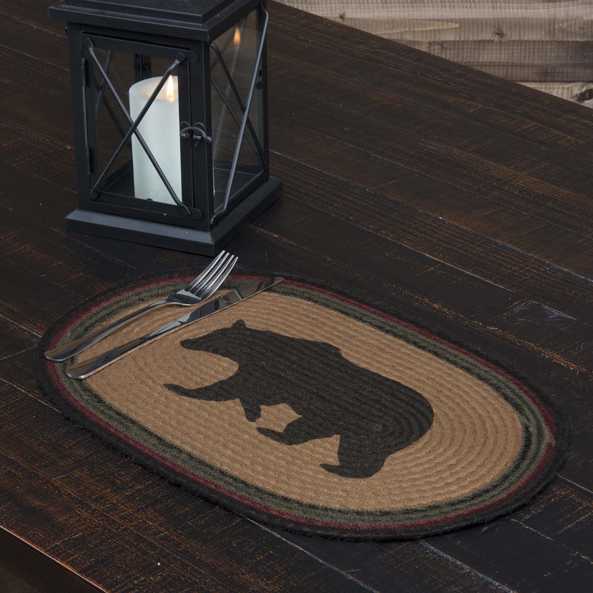 Set of 6 Wyatt Stenciled Bear Jute Oval Placemats