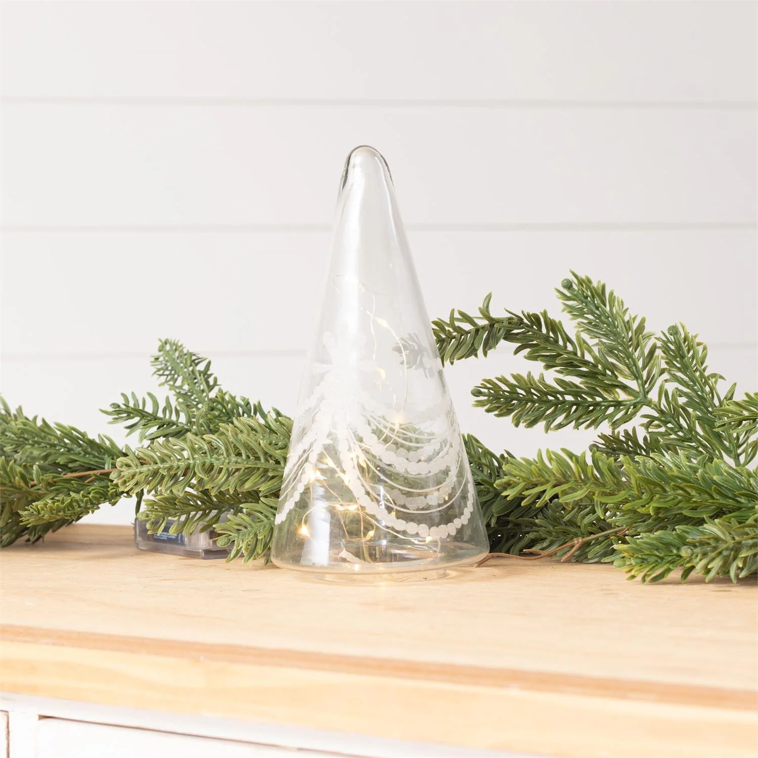 💙 Small Clear Etched Glass Tree 5" H - Image 3