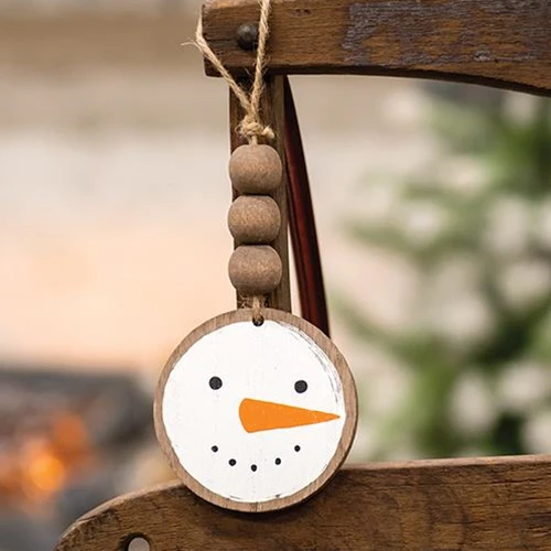 ๐ Smiling Snowman Beaded Ornament