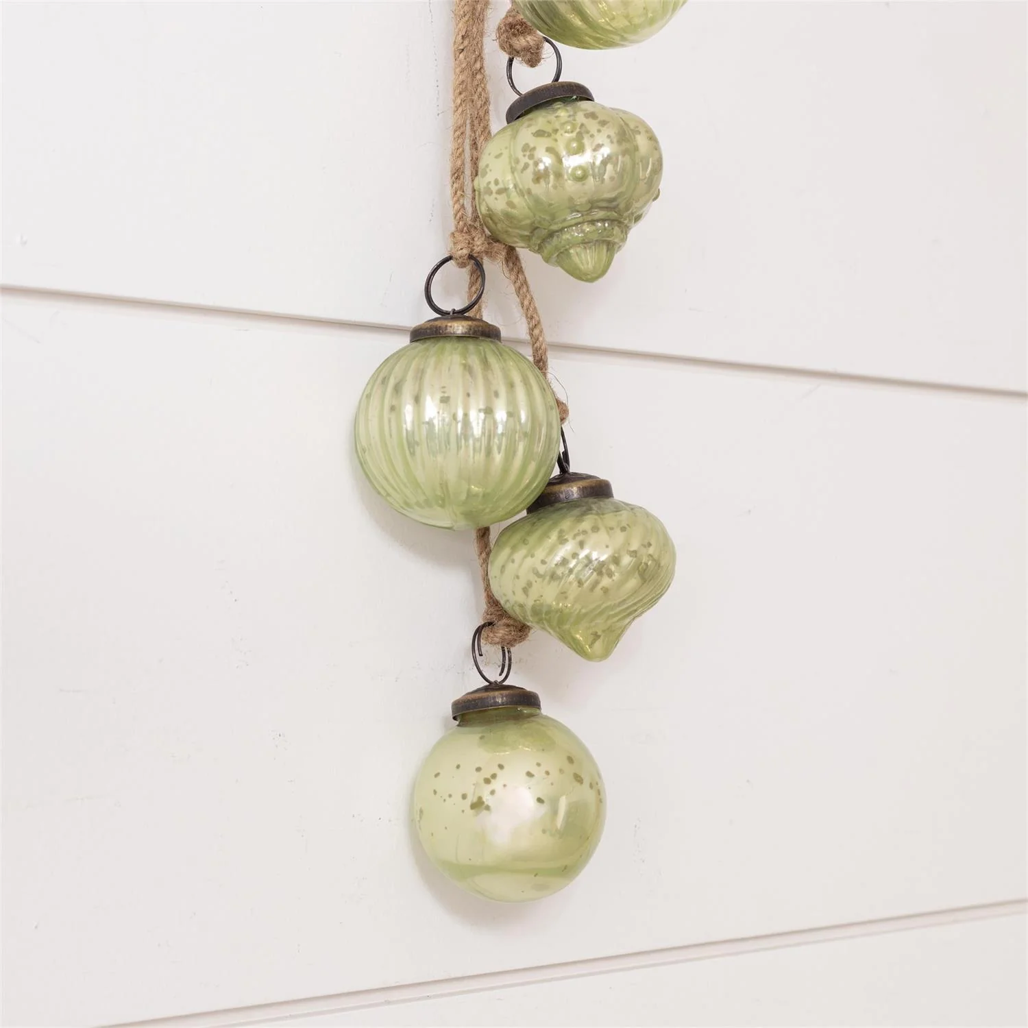 ๐ Soft Green Glass Ornaments Hanging Cluster - Image 2