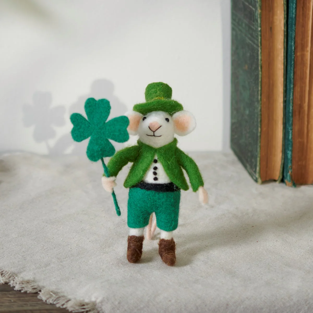 💙 St. Patrick's Day Leprechaun Mouse Critter - Image 2