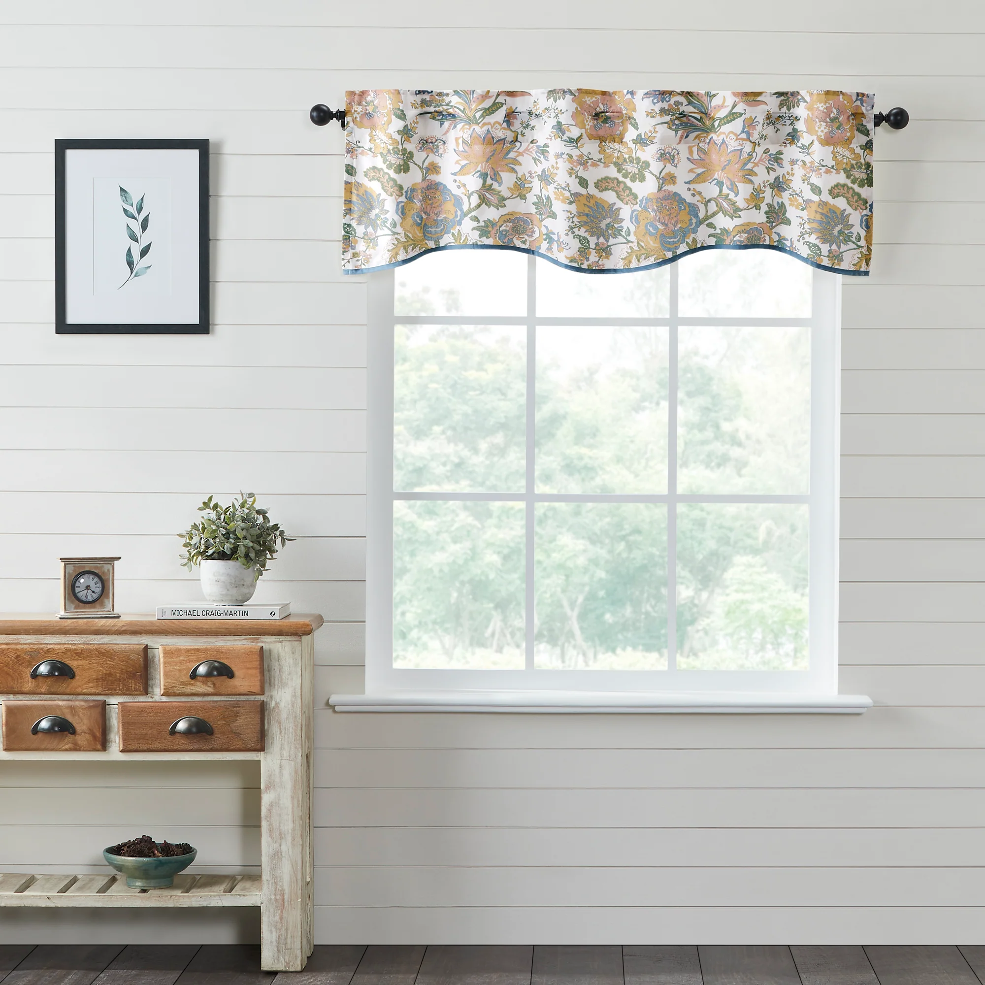 Wilder Floral Patterned Valance 18" x 60"