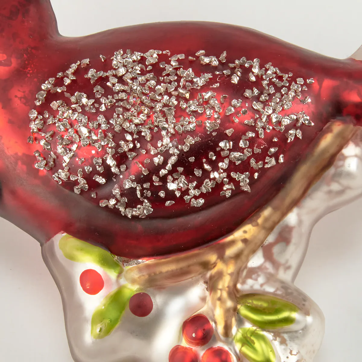 ๐ Winter Cardinal with Gold Glitter Glass Ornament - Image 4