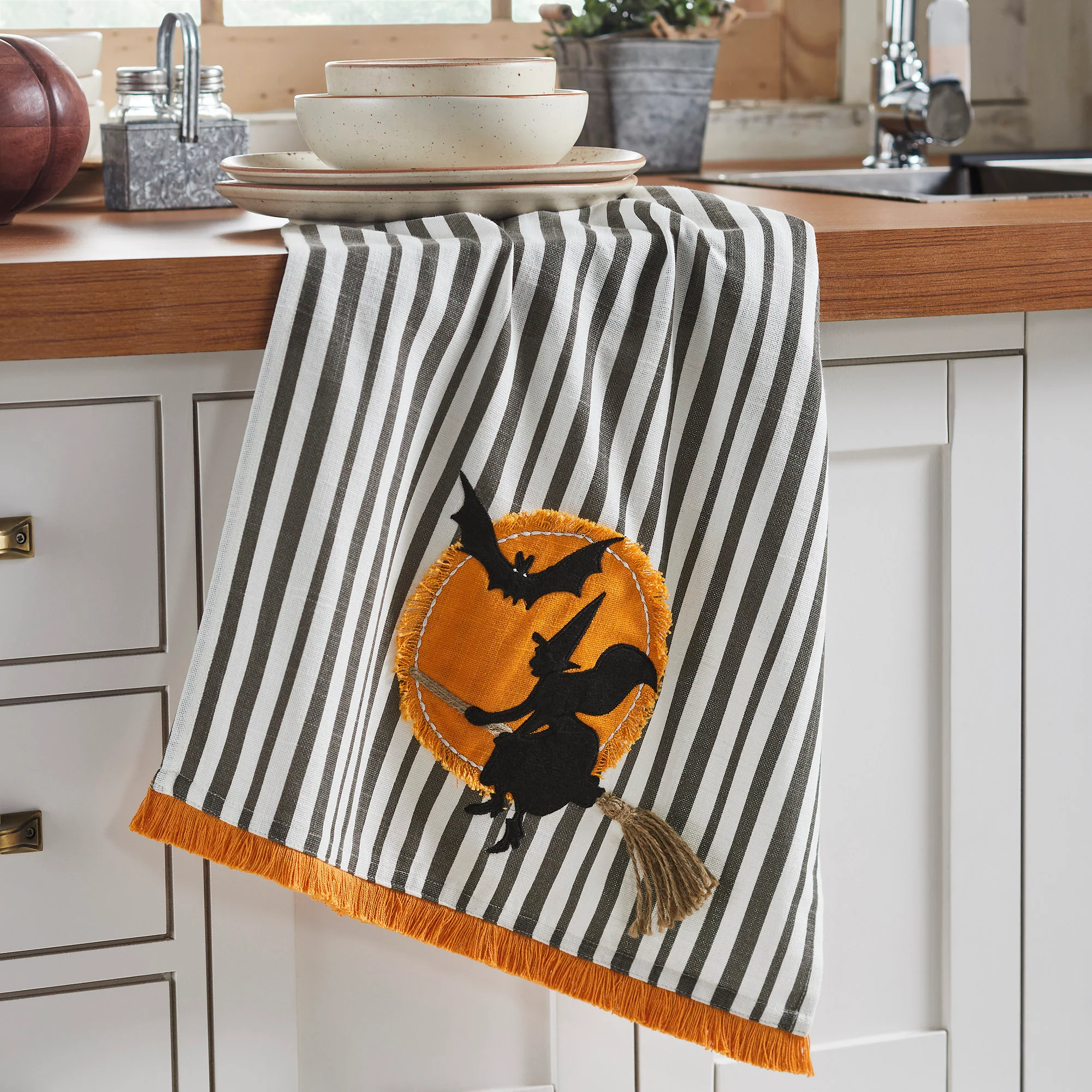 🧙♀️✨ 7 WITCHY DAYS DAY 1 Witching Hour Spooky Halloween Kitchen Dish Towel