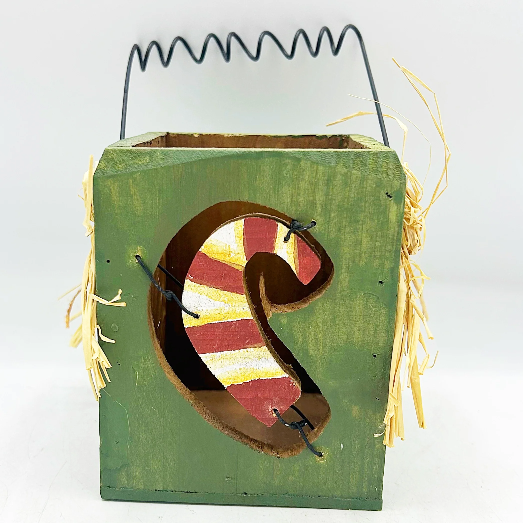 ๐ Wooden Candy Cane Box with Hanger - Image 2