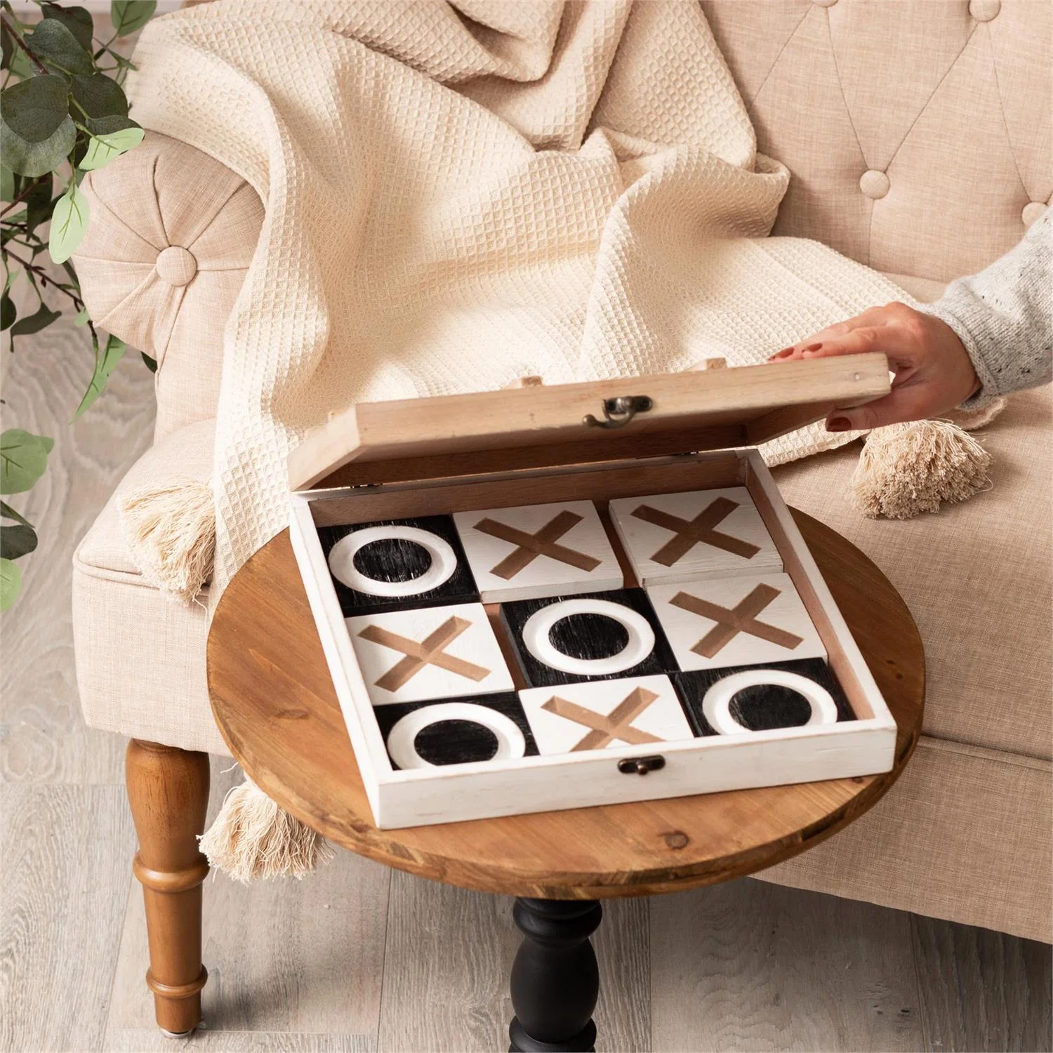 Wooden Tic Tac Toe Game - Image 2